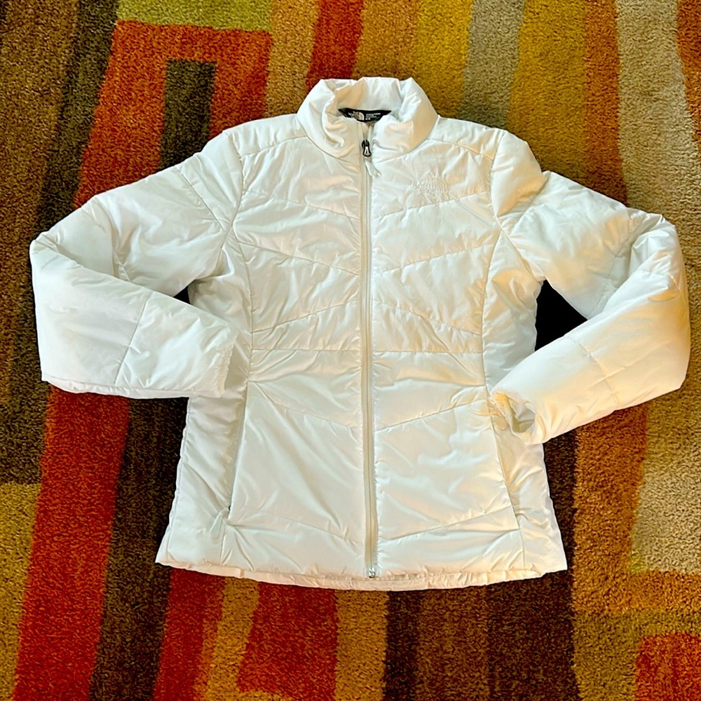 North Face Women’s Puffer Jacket Size Medium!